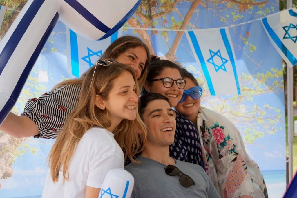 Hillel Israel celebrates Yom Ha’Atzmaut, Israel Independence Day.